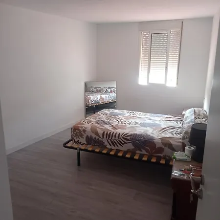 Centro De Precio Noche 2 O 3 Personas Campingplatz Saragossa